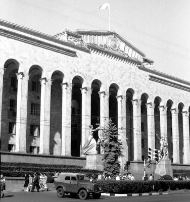 19715987.jpg